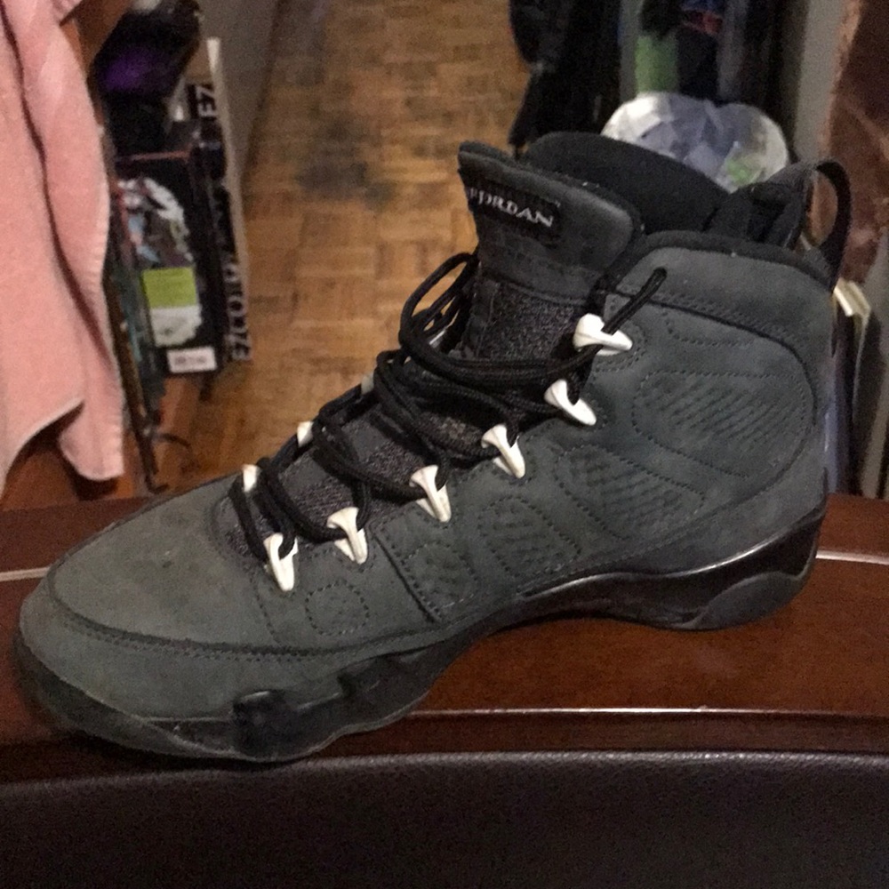 Jordan 9s